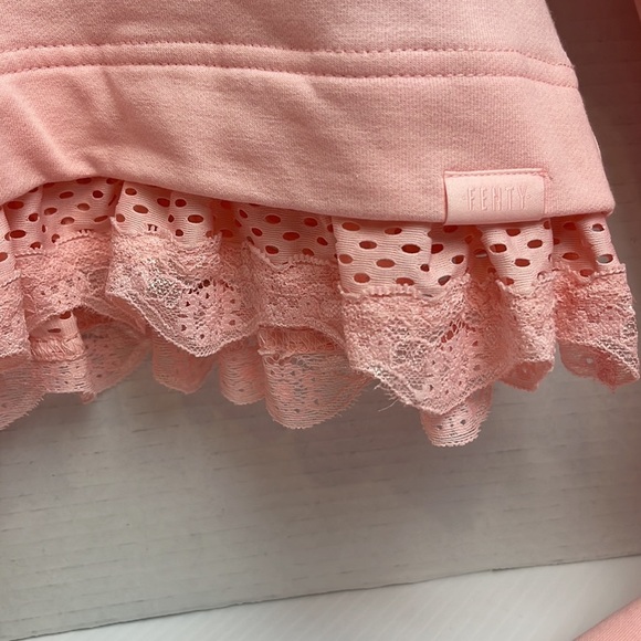 Fenty Puma Rihanna sweatshirt cropped extra long sleeve lace trim - Picture 4 of 7